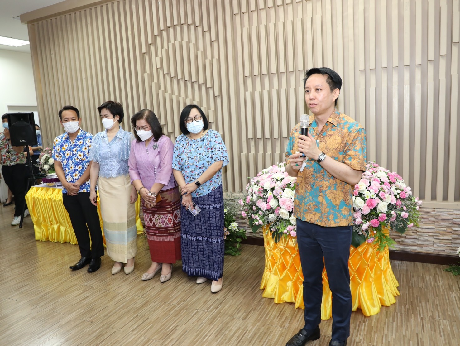 สคร. จัดพิธีสรงน้ำพระ เนื่องในวันสงกรานต์ พุทธศักราช ๒๕๖๗ 