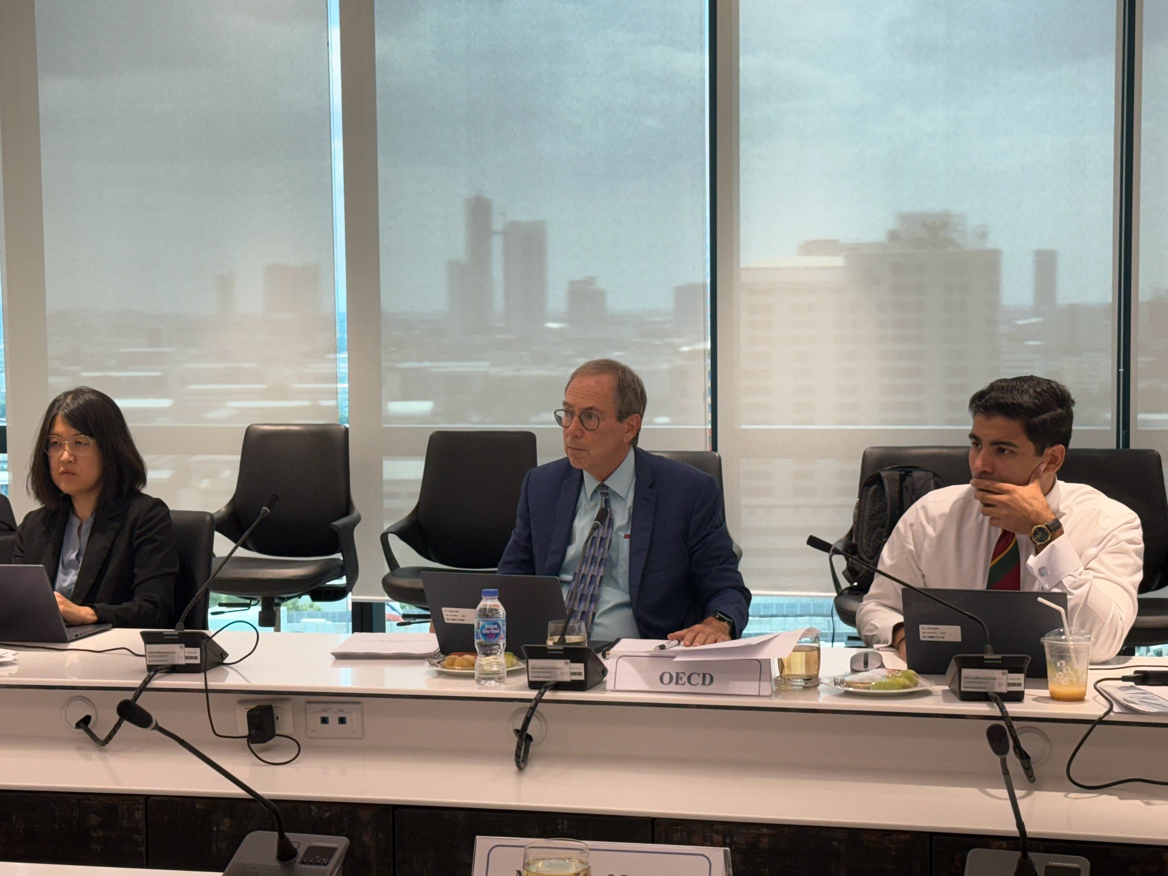 Road to OECD Accession Process: Day 2 การประชุมหารือร่วมกับผู้แทน OECD และหน่วยงานที่เกี่ยวข้องกับการกำกับดูแลกิจการรัฐวิสาหกิจ 