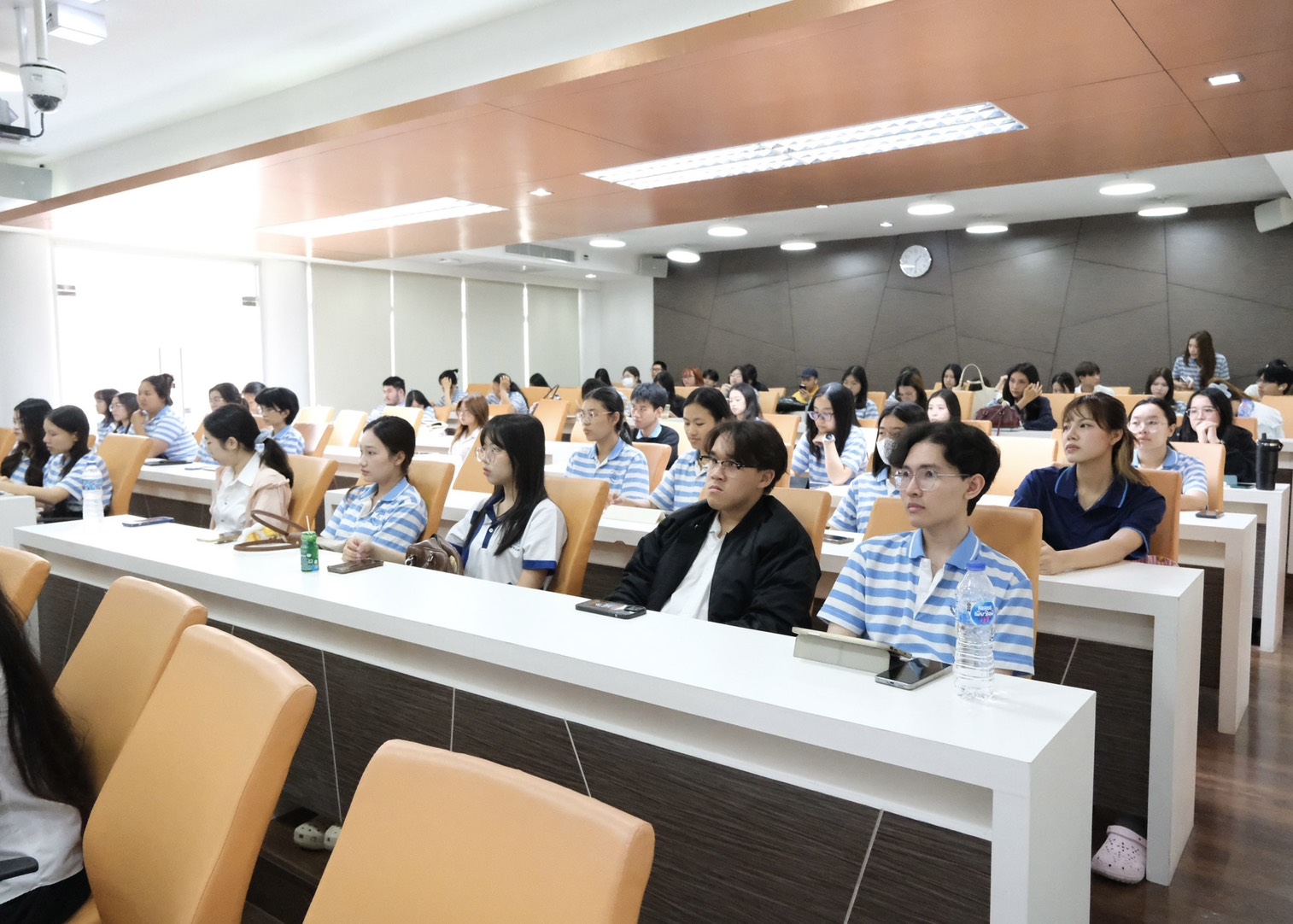 สำนักงานคณะกรรมการนโยบายรัฐวิสาหกิจ จัดกิจกรรม Campus Tour ณ คณะบริหารธุรกิจ มหาวิทยาลัยเชียงใหม่