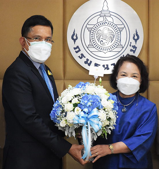 สคร. ร่วมแสดงความยินดีกับนายประภาศ คงเอียดเนื่องในโอกาสเข้าดำรงตำแหน่งอธิบดีกรมธนารักษ์