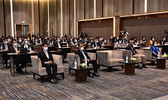 “รัฐมนตรีว่าการกระทรวงการคลังมอบนโยบาย CEO รัฐวิสาหกิจ เพื่อนำแผนพัฒนารัฐวิสาหกิจไปสู่การปฏิบัติ”