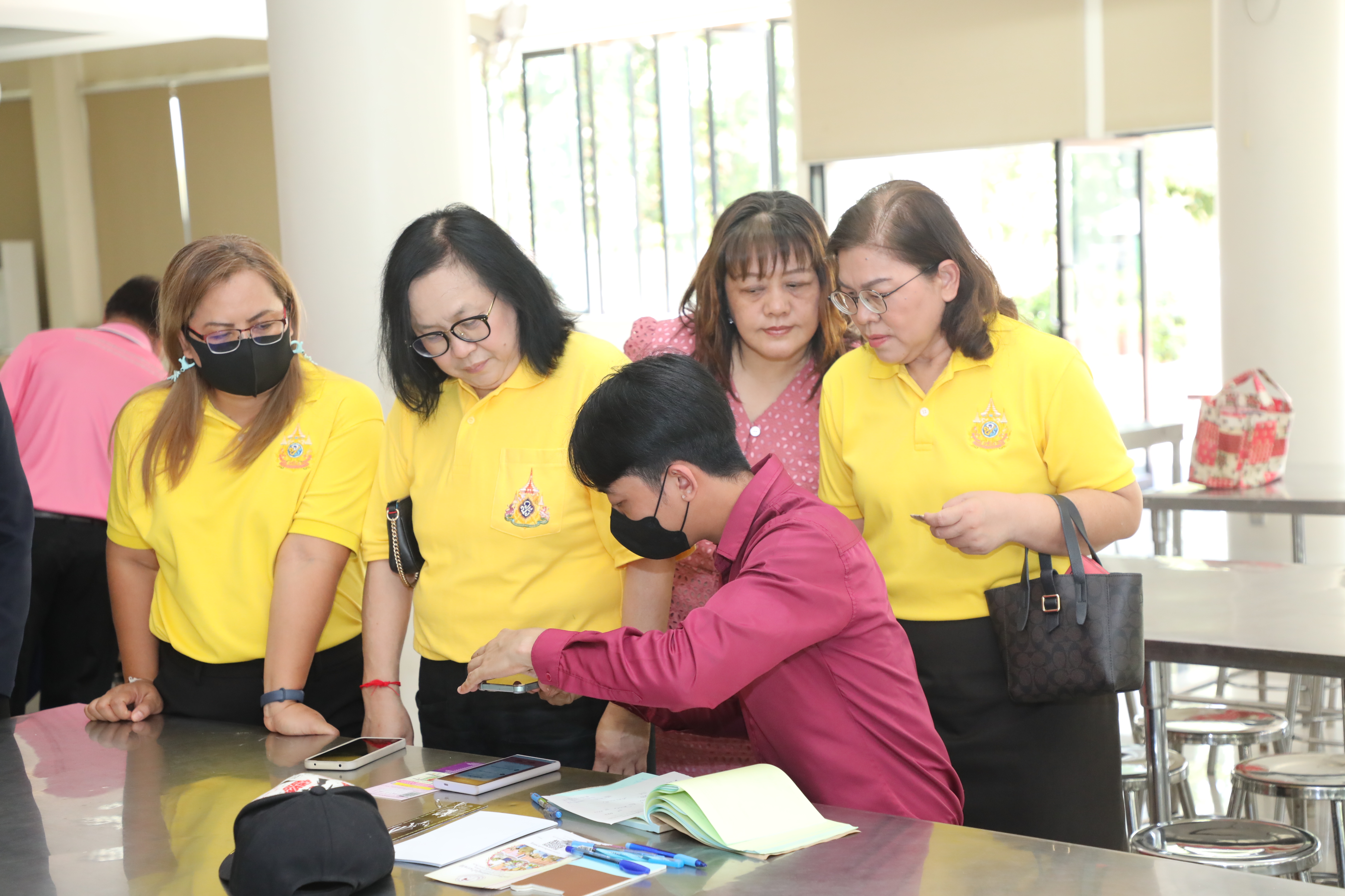 สคร. จัดกิจกรรมจิตอาสา ทำความดีเพื่อสังคม  ถวายเป็นพระราชกุศล เฉลิมพระเกียรติพระบาทสมเด็จพระเจ้าอยู่หัว เนื่องในโอกาสพระราชพิธีมหามงคล เฉลิมพระเกียรติพระชนมพรรษา 6 รอบ 28 กรกฎาคม 2567