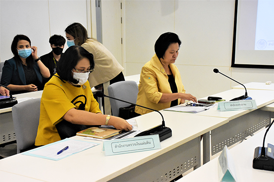 สคร.จัดการประชุมผ่านสื่ออิเล็กทรอนิกส์คณะกรรมการประเมินผลรัฐวิสาหกิจครั้งที่ 5/2563