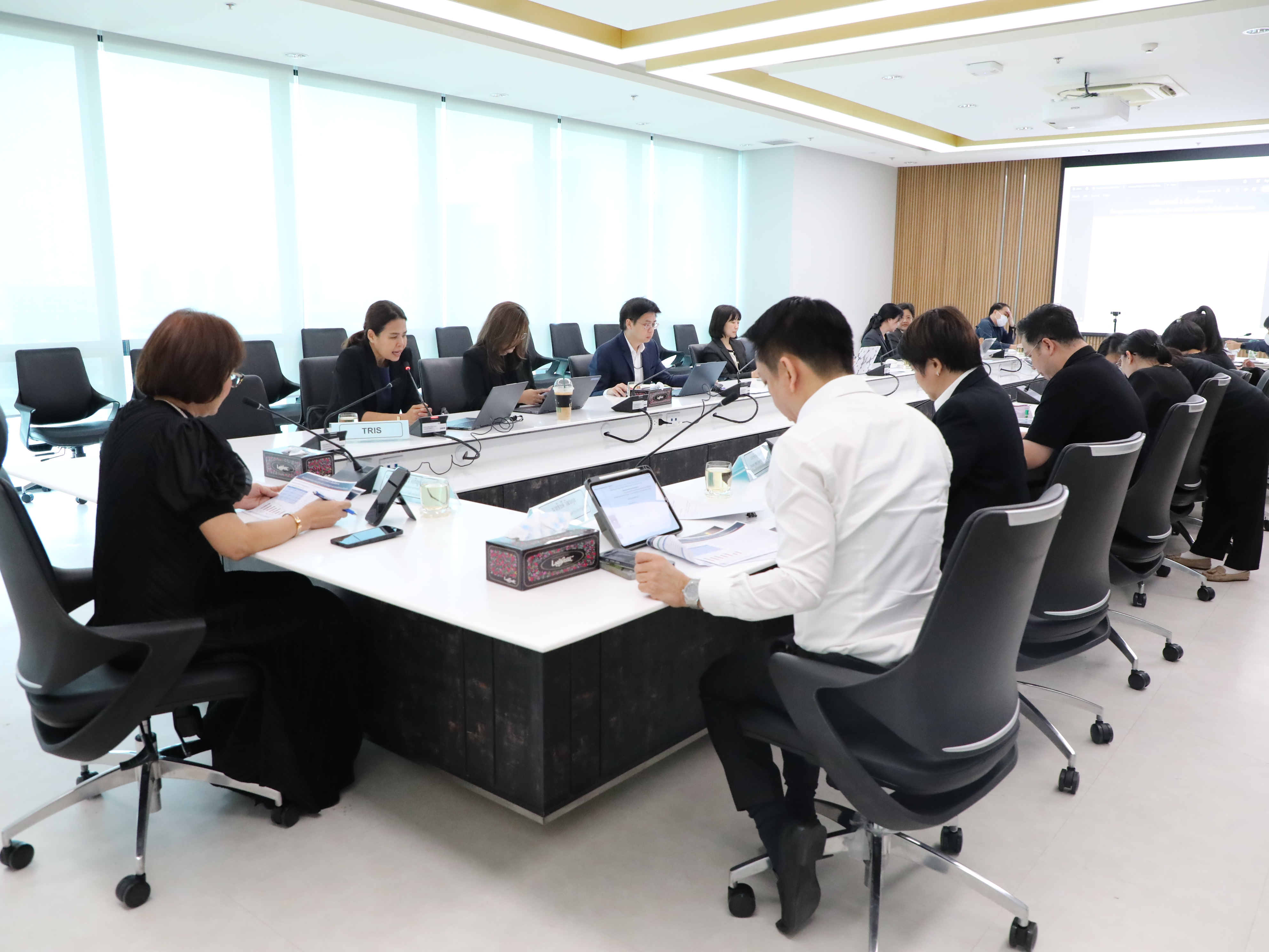 สำนักงานคณะกรรมการนโยบายรัฐวิสาหกิจ ได้จัดการประชุมคณะอนุกรรมการกำหนดหลักเกณฑ์การประเมินผลการดำเนินงานรัฐวิสาหกิจ ครั้งที่ 1/2569