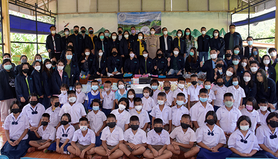 สคร. ร่วมบริจากสิ่งของเเละทุนการศึกษาเเก่โรงเรียนบ้านพุบอน อำเภอบ้านไร่ จังหวัดอุทัยธานี เมื่อวันที่ 13 มิถุนายน 2565