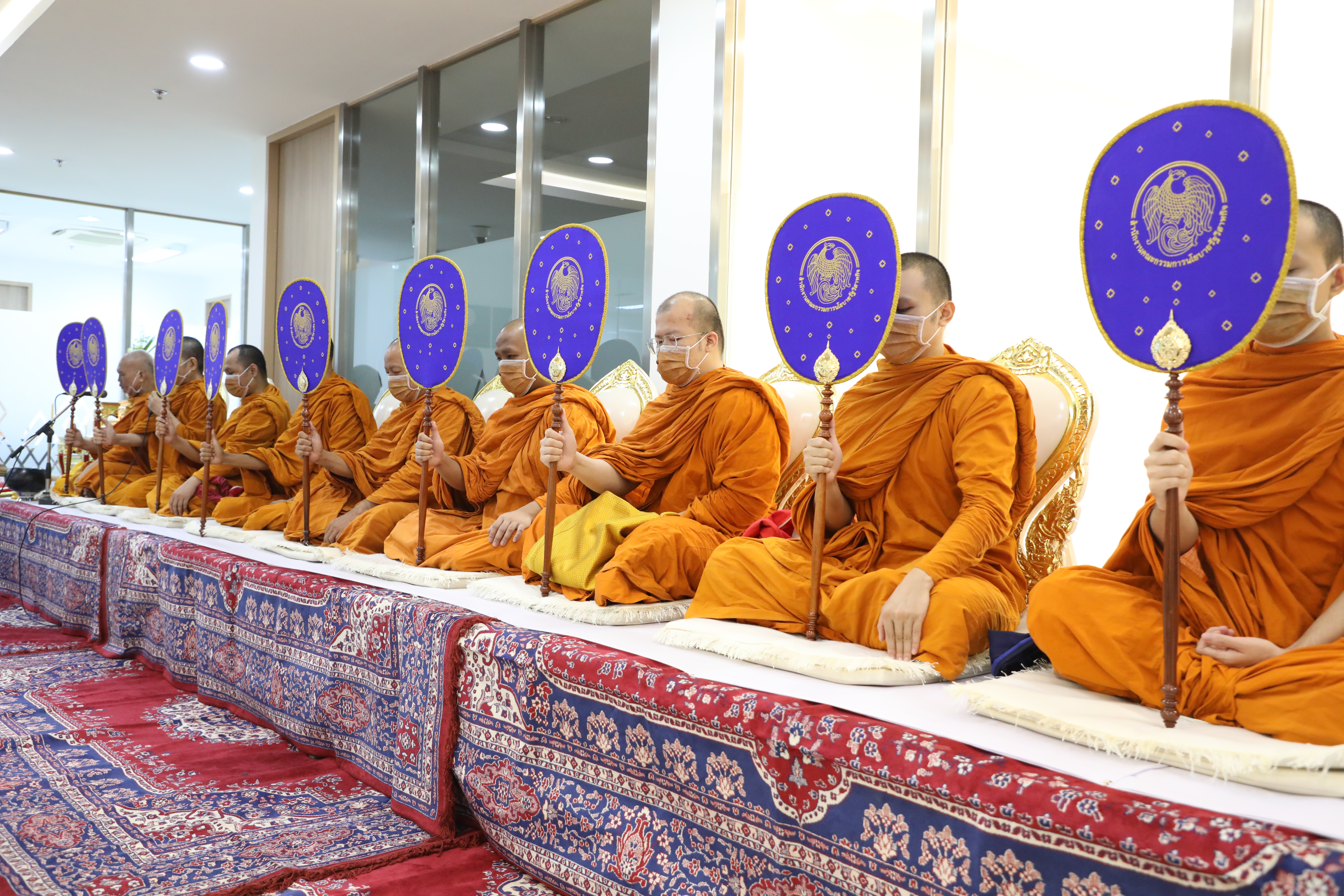 สคร. เข้าสักการะสิ่งศักดิ์สิทธิ์ประจำกระทรวงการคลังและสิ่งศักดิ์สิทธิ์ประจำ สคร. เนื่องในโอกาสวันคล้ายวันสถาปนา สคร. ครบรอบ 22 ปี 