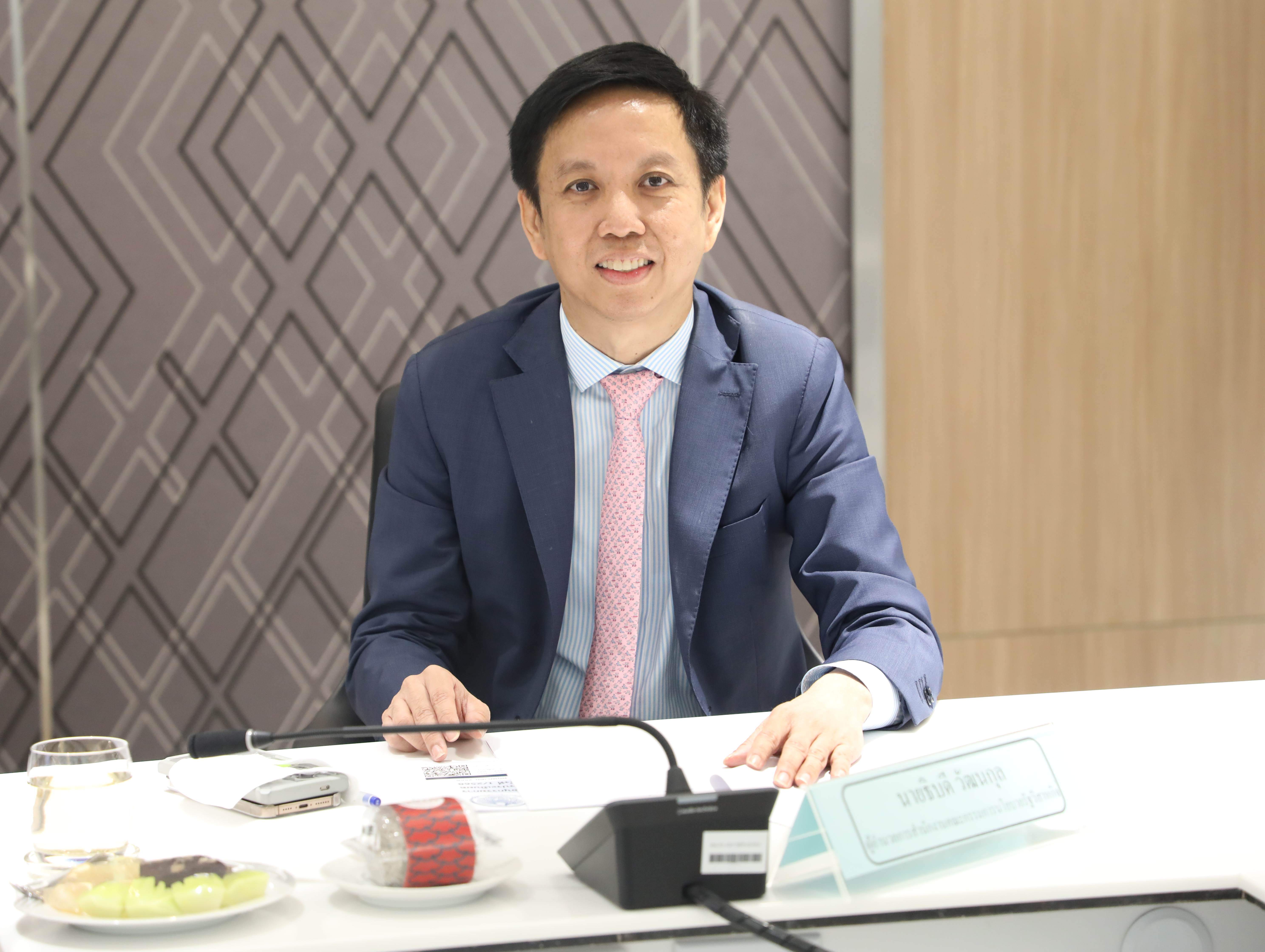 สำนักงานคณะกรรมการนโยบายรัฐวิสาหกิจ (สคร.) ได้จัดการประชุมคณะอนุกรรมการกำหนดหลักเกณฑ์การประเมินผลการดำเนินงานรัฐวิสาหกิจ