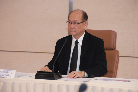นายจุมพล ริมสาคร รองปลัดกระทรวงการคลัง เป็นประธานการประชุมคณะกรรมการประเมินผลงานรัฐวิสาหกิจ