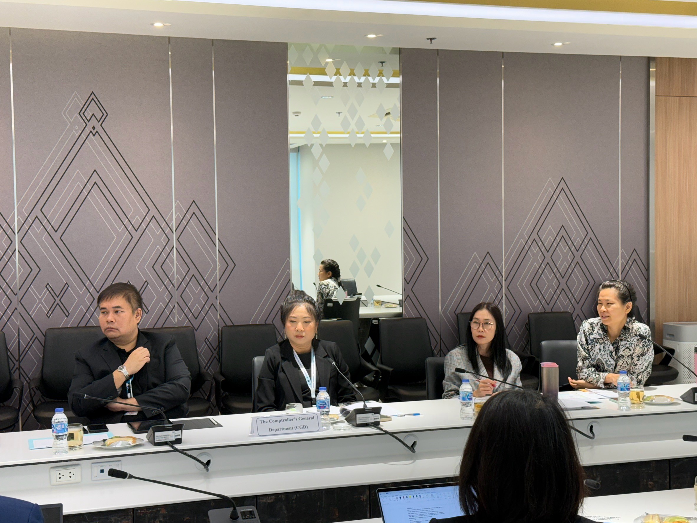 Road to OECD Accession Process: Day 2 การประชุมหารือร่วมกับผู้แทน OECD และหน่วยงานที่เกี่ยวข้องกับการกำกับดูแลกิจการรัฐวิสาหกิจ 