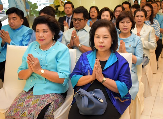 สคร.เข้าร่วมพิธีลงนามถวายพระพร เนื่องในโอกาสมหามงคลเฉลิมพระชนมพรรษา 86 พรรษา สมเด็จพระนางเจ้าสิริกิติ์ พระบรมราชินีนาถ ในรัชกาลที่ 9