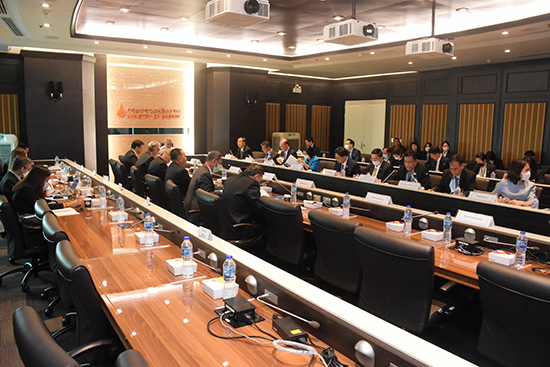 คณะกรรมการ PPP ไฟเขียว 2 โครงการ มูลค่ารวมกว่า 19,000 ล้านบาท  หนุนเอกชนร่วมลงทุนพัฒนาโครงสร้างพื้นฐานและบริการสาธารณะ พร้อมเห็นชอบกฎหมายลำดับรองภายใต้ พ.ร.บ. การร่วมลงทุนฯ ปี 2562  รองรับการดำเนินโครงการอย่างครบถ้วน