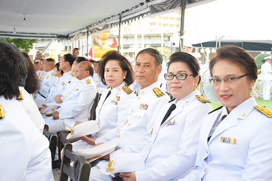 สคร.ร่วมพิธีวางพวงมาลา วันคล้ายวันสวรรคตพระบาทสมเด็จพระมงกุฎเกล้าเจ้าอยู่หัว