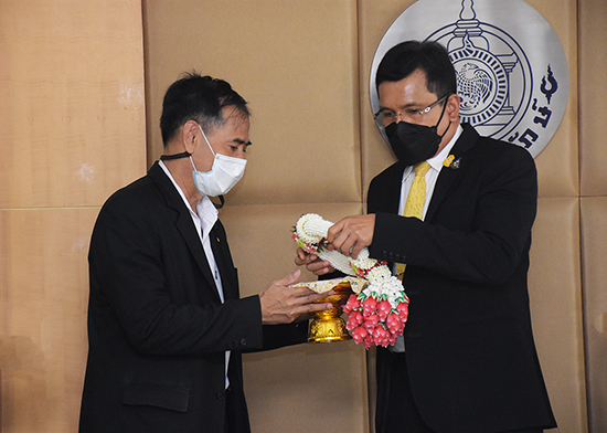 สคร. ร่วมอวยพรและขอพรปีใหม่ 2565 อธิบดีกรมธนารักษ์