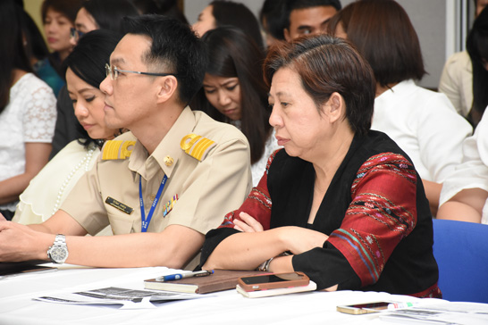 บรรยากาศการมอบนโยบายการดำเนินงานปี 2560