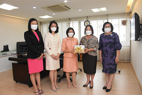 สคร. ร่วมอวยพรและขอพรปีใหม่ 2565 ผู้บริหารระดับสูงกระทรวงการคลัง