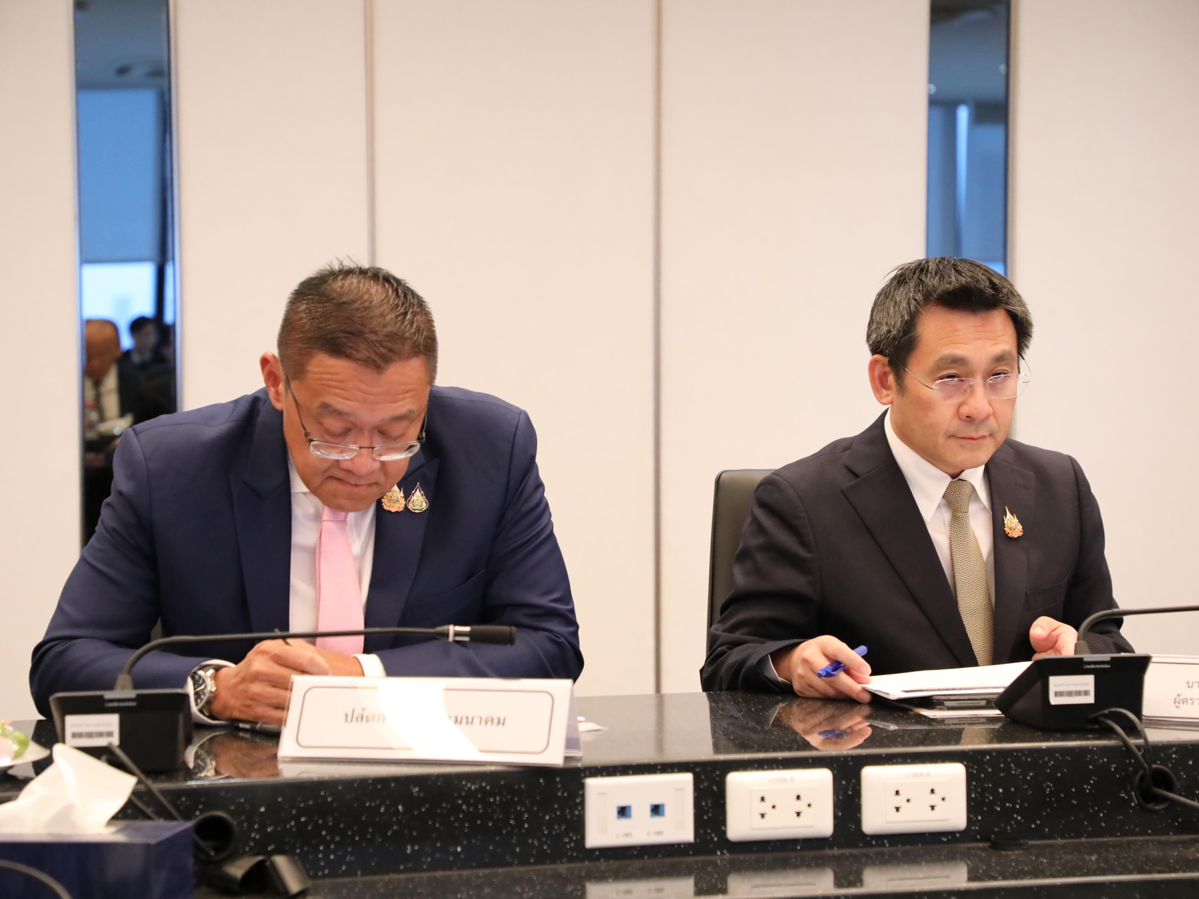 สำนักงานคณะกรรมการนโยบายรัฐวิสาหกิจ ได้จัดการประชุมคณะกรรมการขับเคลื่อนการลงทุนตามนโยบายรถไฟฟ้าอัตราเดียวตลอดสาย (คณะกรรมการฯ) ครั้งที่ 1/2568