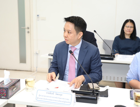 นางวรนุช ภู่อิ่ม รองปลัดกระทรวงการคลัง หัวหน้ากลุ่มภารกิจด้านทรัพย์สิน เข้าตรวจเยี่ยมพร้อมมอบนโยบายการปฏิบัติงานให้กับ สคร.