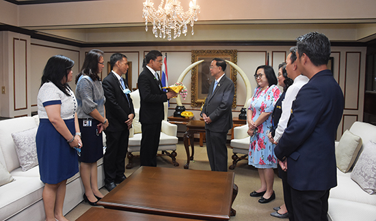 สคร. ร่วมแสดงความยินดีกับรัฐมนตรีว่าการกระทรวงการคลังเนื่องในโอกาสเข้ารับตำแหน่งใหม่