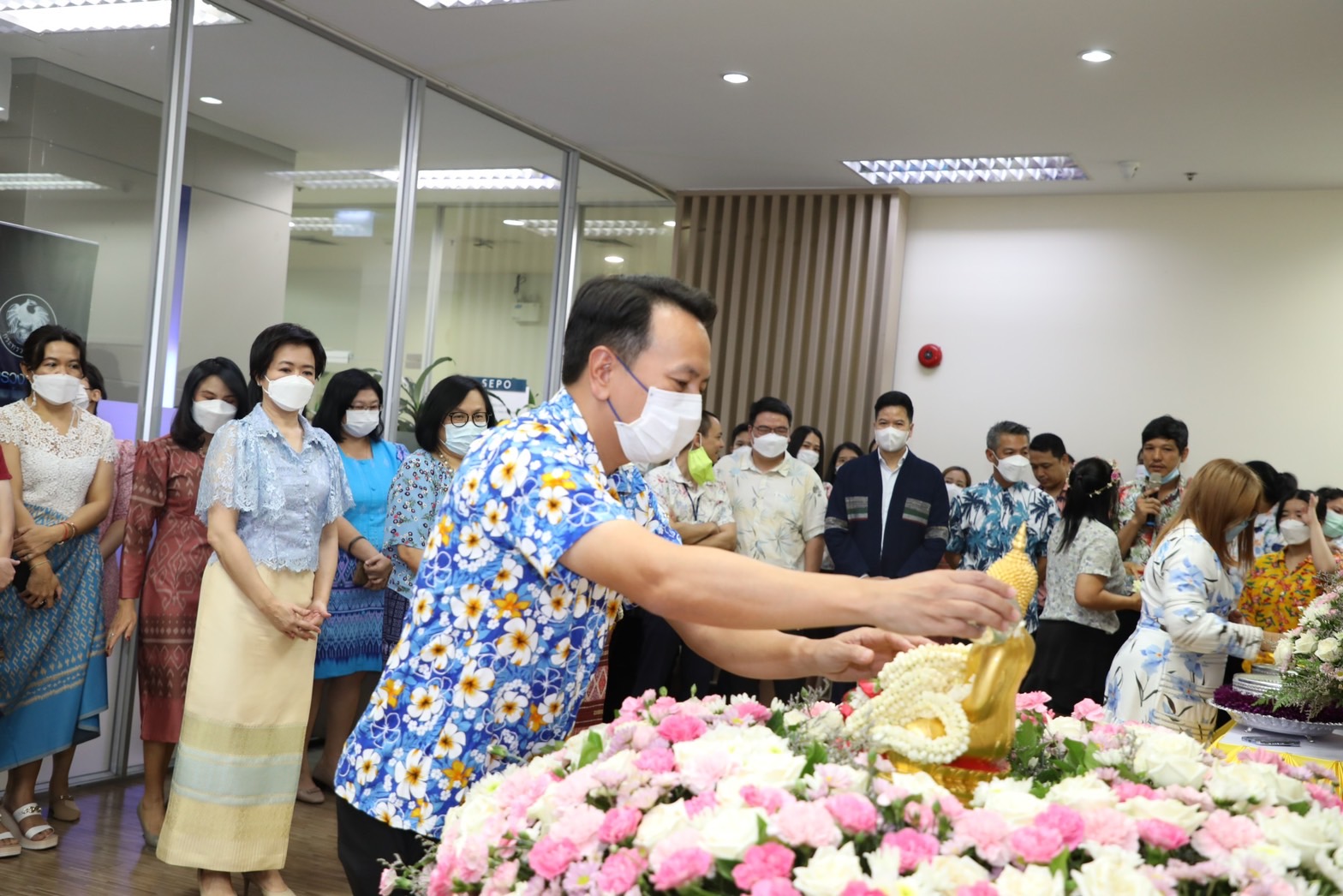 สคร. จัดพิธีสรงน้ำพระ เนื่องในวันสงกรานต์ พุทธศักราช ๒๕๖๗ 