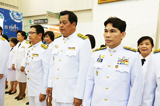 สคร. ร่วมถวายแจกันดอกไม้และลงนามถวายพระพรสมเด็จพระนางเจ้าสิริกิติ์ พระบรมราชินีนาถ พระบรมราชชนนีพันปีหลวง