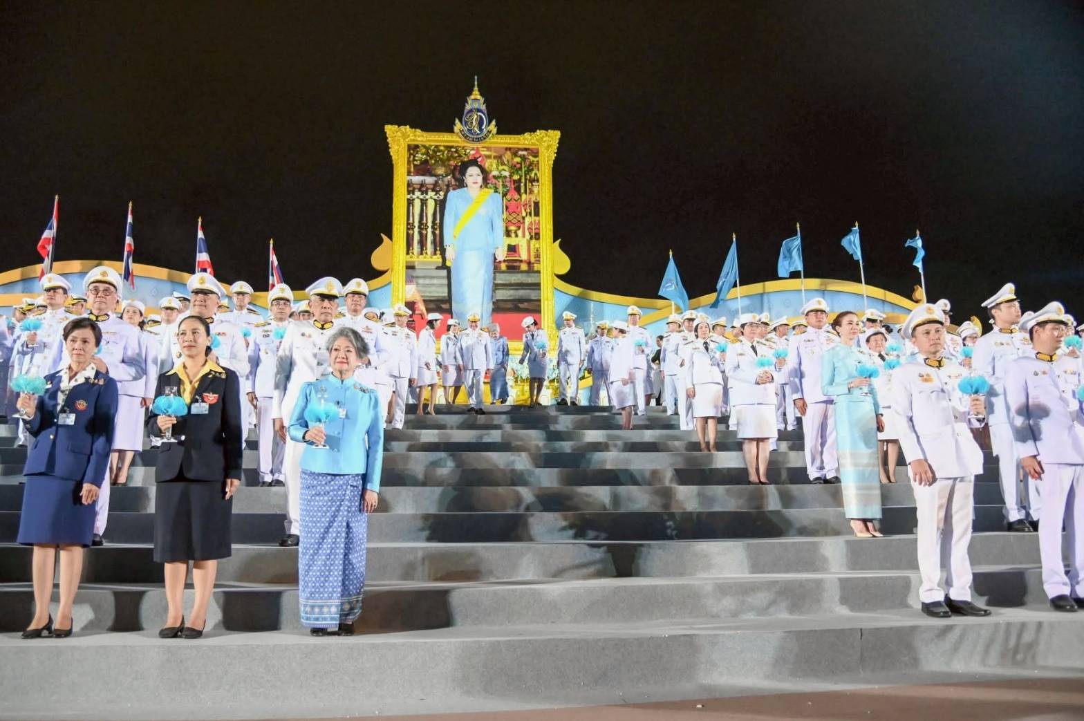 สำนักงานคณะกรรมการนโยบายรัฐวิสาหกิจ เข้าร่วมพิธีจุดเทียนถวายพระพรชัยมงคล เฉลิมพระเกียรติสมเด็จพระนางเจ้าสิริกิติ์ พระบรมราชินีนาถ พระบรมราชชนนีพันปีหลวง เนื่องในโอกาสวันเฉลิมพระชนมพรรษา 12 สิงหาคม 2568