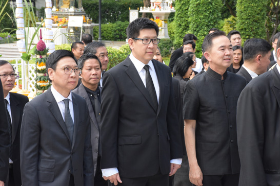 สคร. ร่วมสักการะสิ่งศักดิ์สิทธิ์ประจำกระทรวงการคลังเนื่องในโอกาสครบรอบ 142 ปี