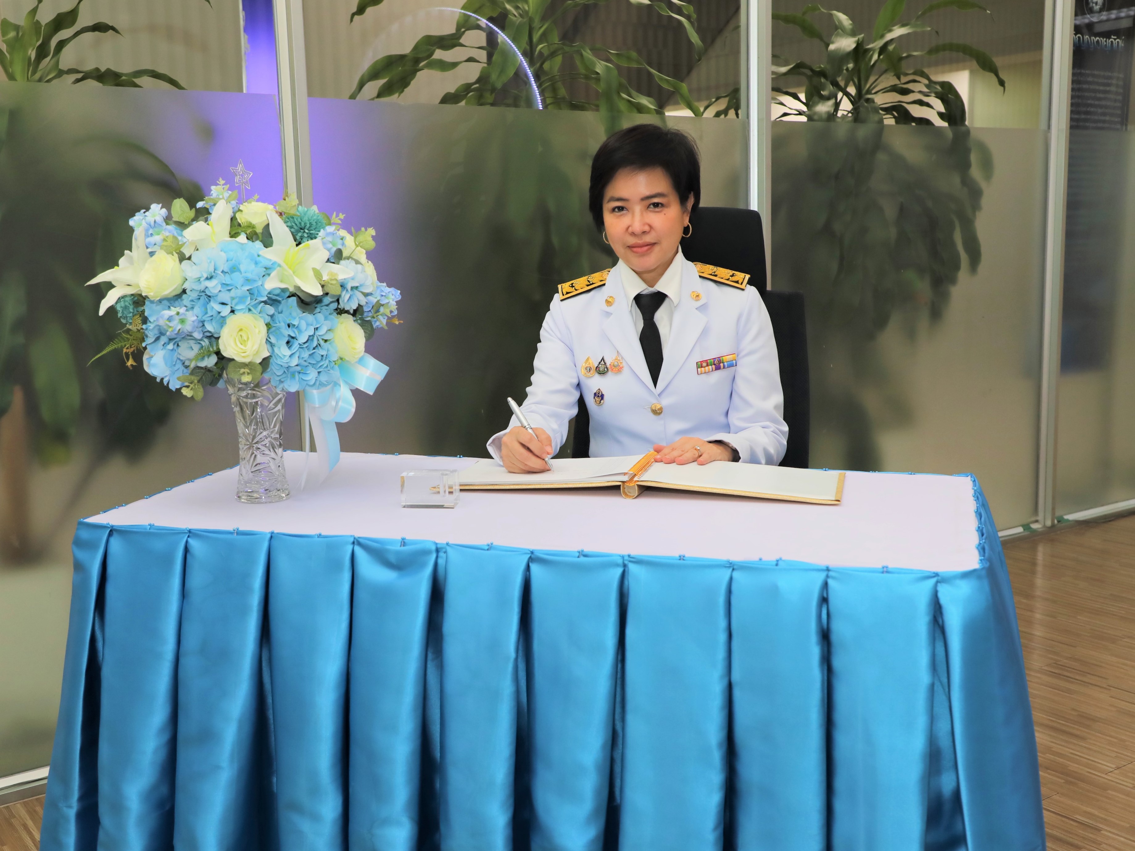 สคร. จัดพิธีถวายพระพรชัยมงคล และร่วมลงนามถวายพระพรชัยมงคล เนื่องในโอกาสวันเฉลิมพระชนมพรรษา สมเด็จพระนางเจ้าสิริกิติ์ พระบรมราชินีนาถ พระบรมราชชนนีพันปีหลวง 12 สิงหาคม 2567