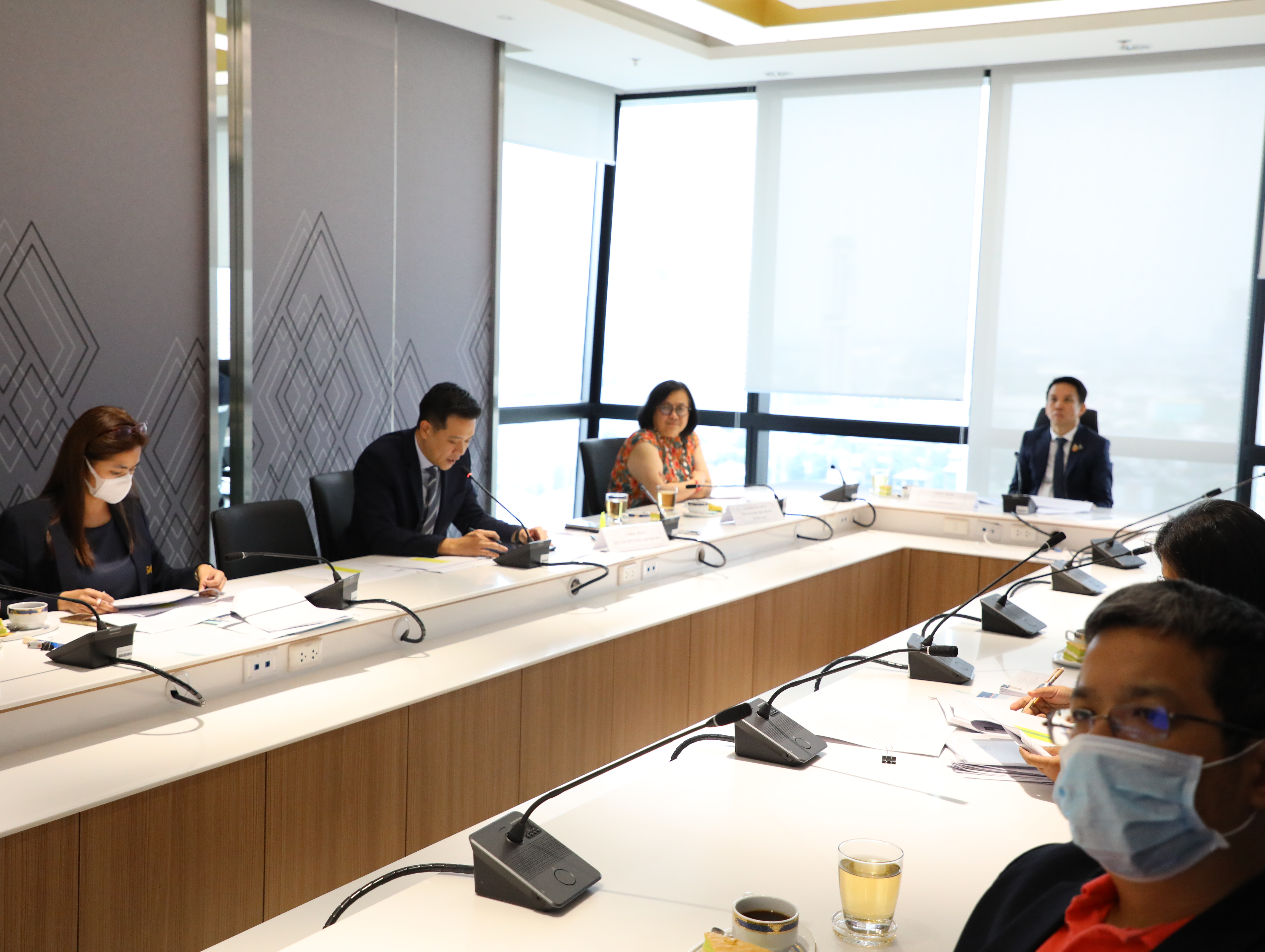 สำนักงานคณะกรรมการนโยบายรัฐวิสาหกิจ (สคร.) จัดการประชุมคณะกรรมการกลั่นกรองกรรมการรัฐวิสาหกิจ ครั้งที่ 8/2567 