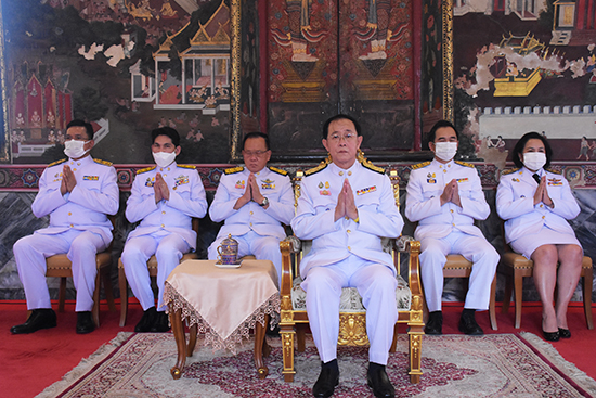 สคร. ร่วมพิธีถวายผ้ากฐินพระราชทานกระทรวงการคลังประจำปี พ.ศ. 2563