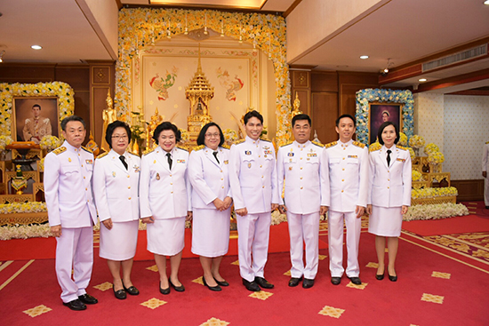 สคร. ร่วมพิธีถวายผ้าพระกฐินพระราชทานกระทรวงการคลัง