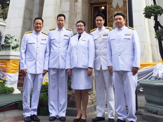 สคร. ร่วมพิธีทำบุญตักบาตร ถวายเป็นพระราชกุศลแด่สมเด็จพระเจ้าอยู่หัว 