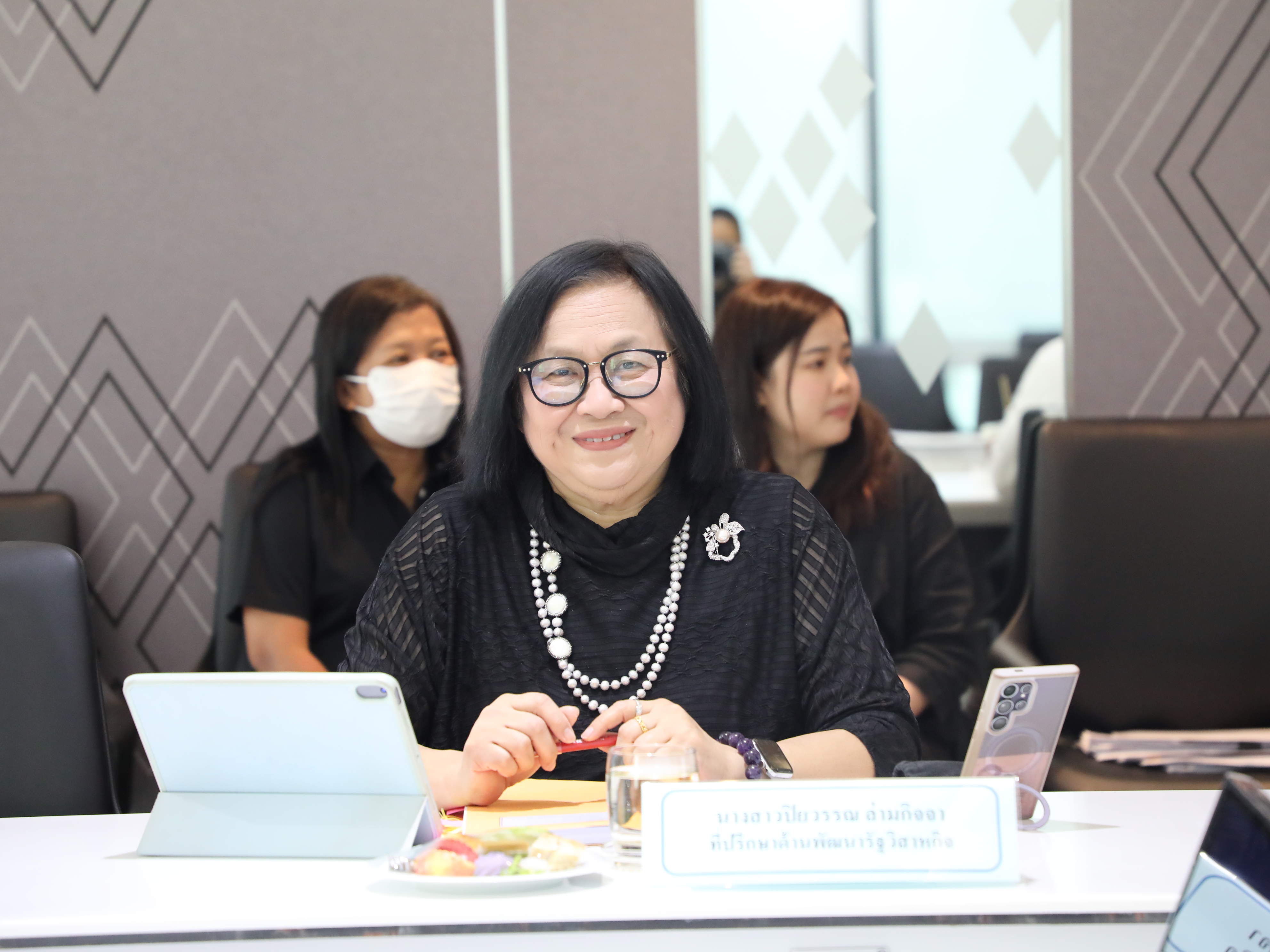 นายลวรณ แสงสนิท ปลัดกระทรวงการคลัง เป็นประธานการประชุมติดตามเร่งรัดการเบิกจ่ายงบลงทุนของรัฐวิสาหกิจ ประจำปี 2569