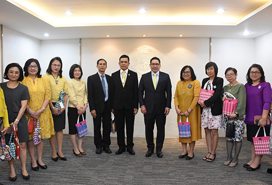 สคร. ร่วมอวยพรและขอพรปีใหม่ 2563 ผู้บริหารระดับสูงกระทรวงการคลัง