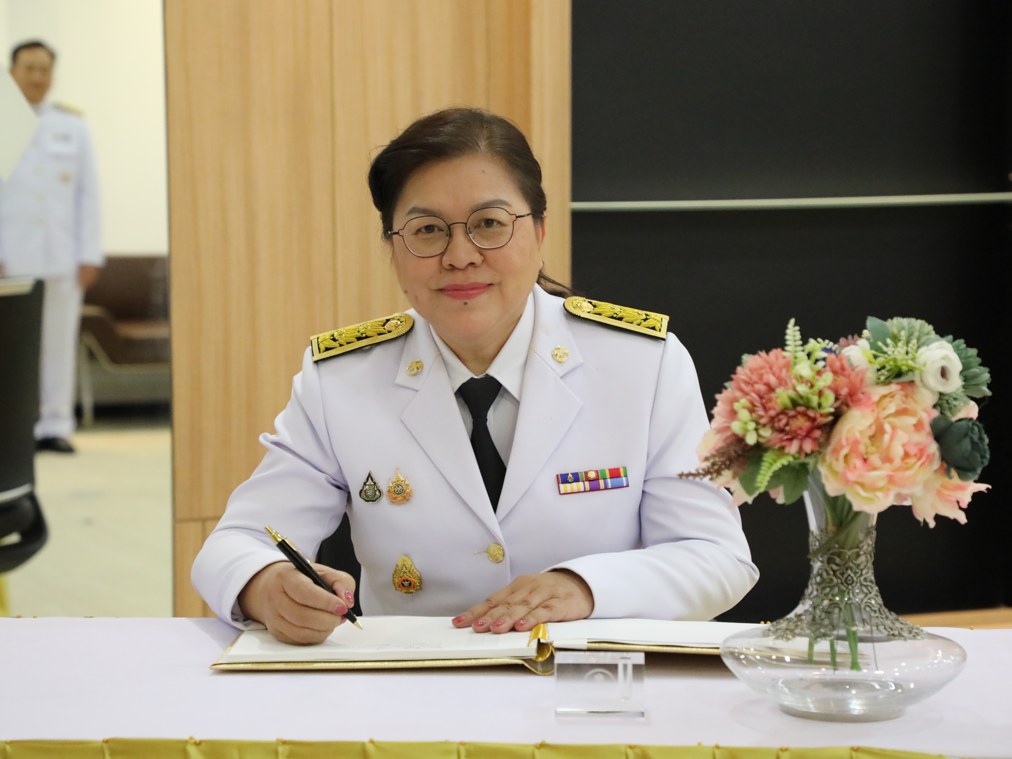 สำนักงานคณะกรรมการนโยบายรัฐวิสาหกิจ จัดพิธีลงนามถวายพระพรชัยมงคล พระบาทสมเด็จพระเจ้าอยู่หัว เเละพิธีถวายสัตย์ปฏิญาณเพื่อเป็นข้าราชการที่ดีเเละพลังของเเผ่นดิน เนื่องในโอกาสวันเฉลิมพระชนมพรรษา 28 กรกฎาคม 2568