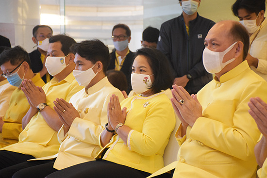 สคร. ร่วมตักบาตรถวายพระราชกุศลแด่ในหลวงรัชกาลที่ 9