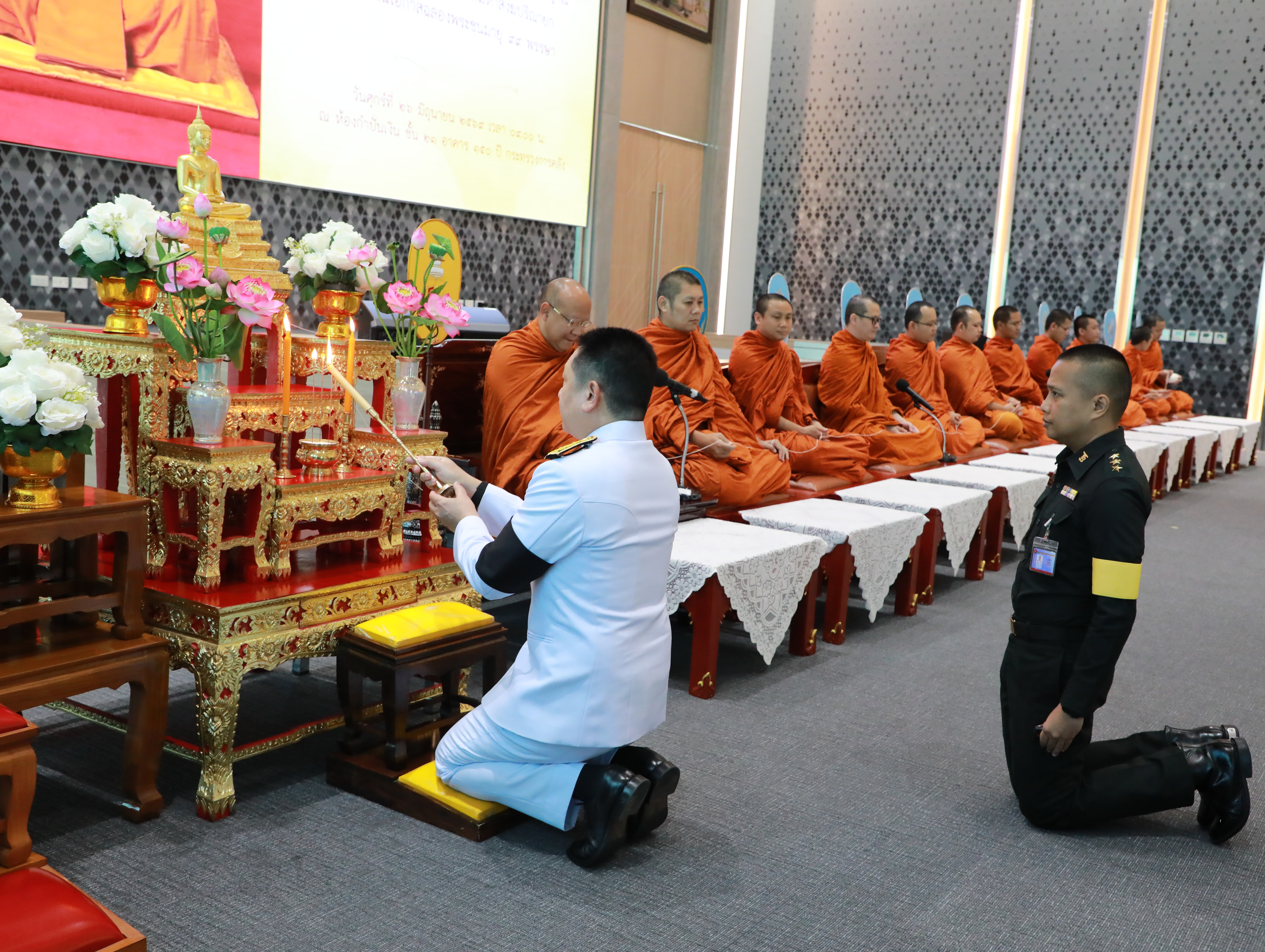 สำนักงานคณะกรรมการนโยบายรัฐวิสาหกิจ เข้าร่วมพิธีเจริญพระพุทธมนต์และทำบุญตักบาตร ถวายเป็นพระกุศลแด่สมเด็จพระอริยวงศาคตญาณ สมเด็จพระสังฆราช สกลมหาสังฆปริณายก เนื่องในโอกาสฉลองพระชนมายุ 99 พรรษา 26 มิถุนายน 2569