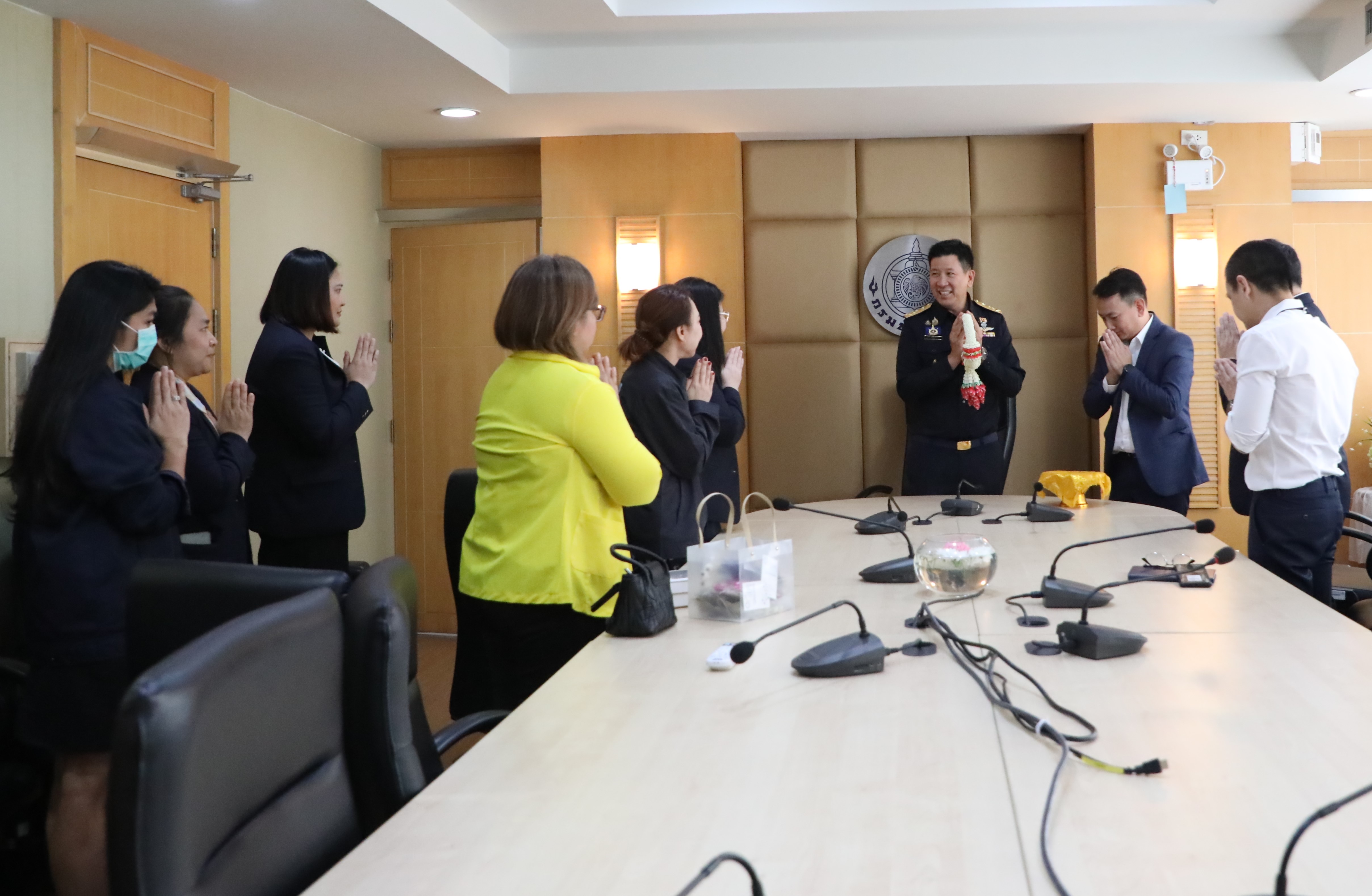 สำนักงานคณะกรรมการนโยบายรัฐวิสาหกิจ สวัสดีปีใหม่ พ.ศ. 2568 ผู้บริหารกรมธนารักษ์