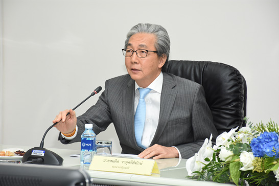 นายสมคิด จาตุศรีพิทักษ์ รองนายกรัฐมนตรี เป็นประธานการประชุมติดตาม/เร่งรัดการเบิกจ่ายงบลงทุนของรัฐวิสาหกิจที่มีแผนการลงทุนขนาดใหญ่จำนวน 17 แห่ง