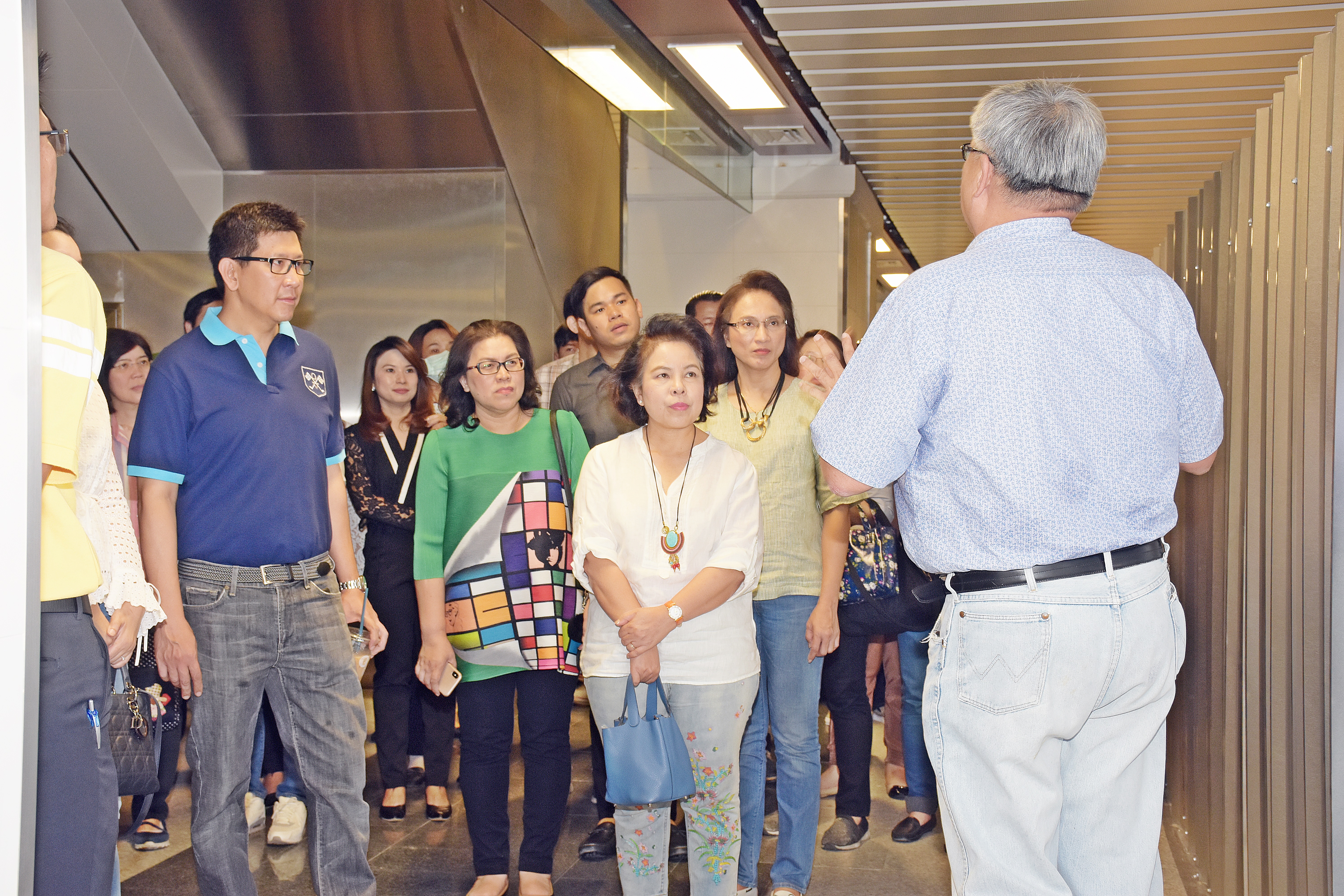 สคร.เข้าเยี่ยมชม “สถานีสนามไชย” โครงการรถไฟฟ้าสายสีน้ำเงินส่วนต่อขยาย