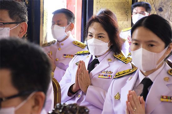 สคร. เข้าร่วมพิธีถวายผ้าพระกฐินพระราชทานกระทรวงการคลัง ประจำปี พ.ศ. 2564 