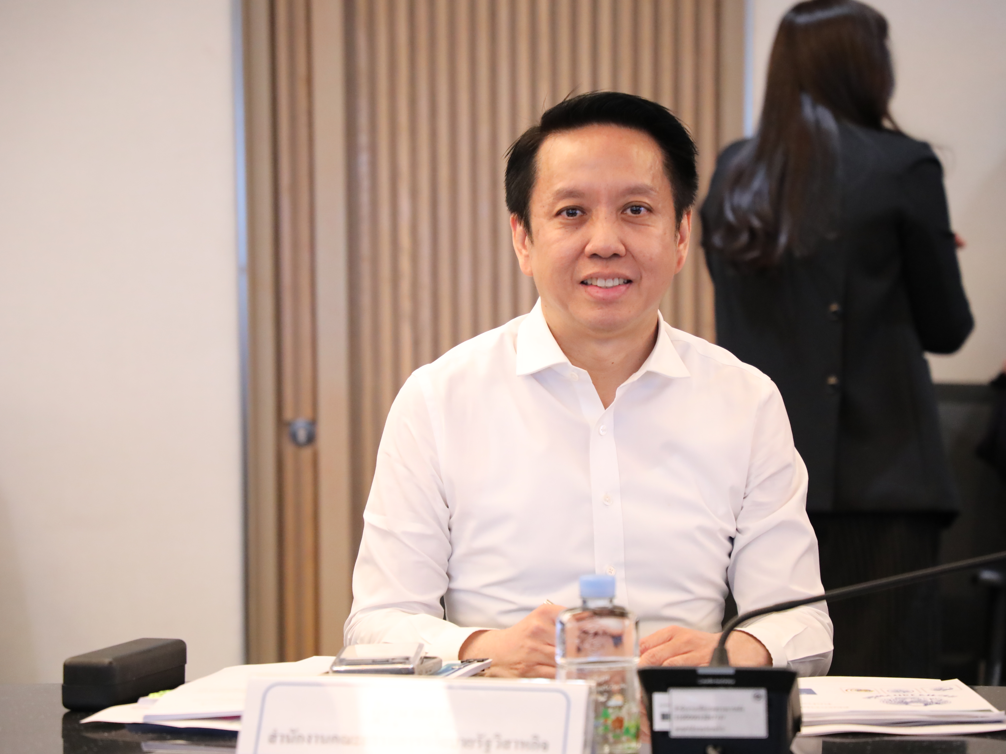 นายเอกนิติ นิติทัณฑ์ประภาศ รองนายกรัฐมนตรี และรัฐมนตรีว่าการกระทรวงการคลัง  เป็นประธานในการประชุมคณะกรรมการติดตามเร่งรัดการเบิกจ่ายงบประมาณและการใช้จ่ายภาครัฐ  (คณะกรรมการฯ) ครั้งที่ 1/2569
