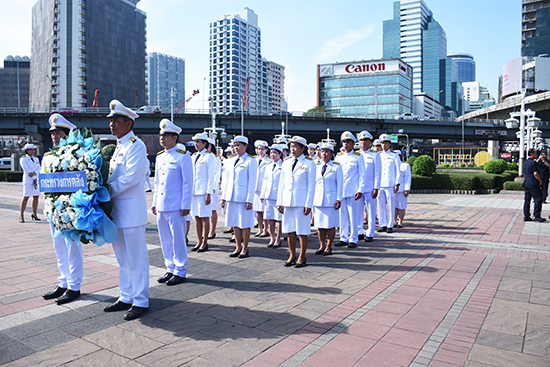 สคร. ร่วมถวายพวงมาลาพระบรมราชานุสรณ์รัชกาลที่ 6 เนื่องในวันคล้ายวันสวรรคต
