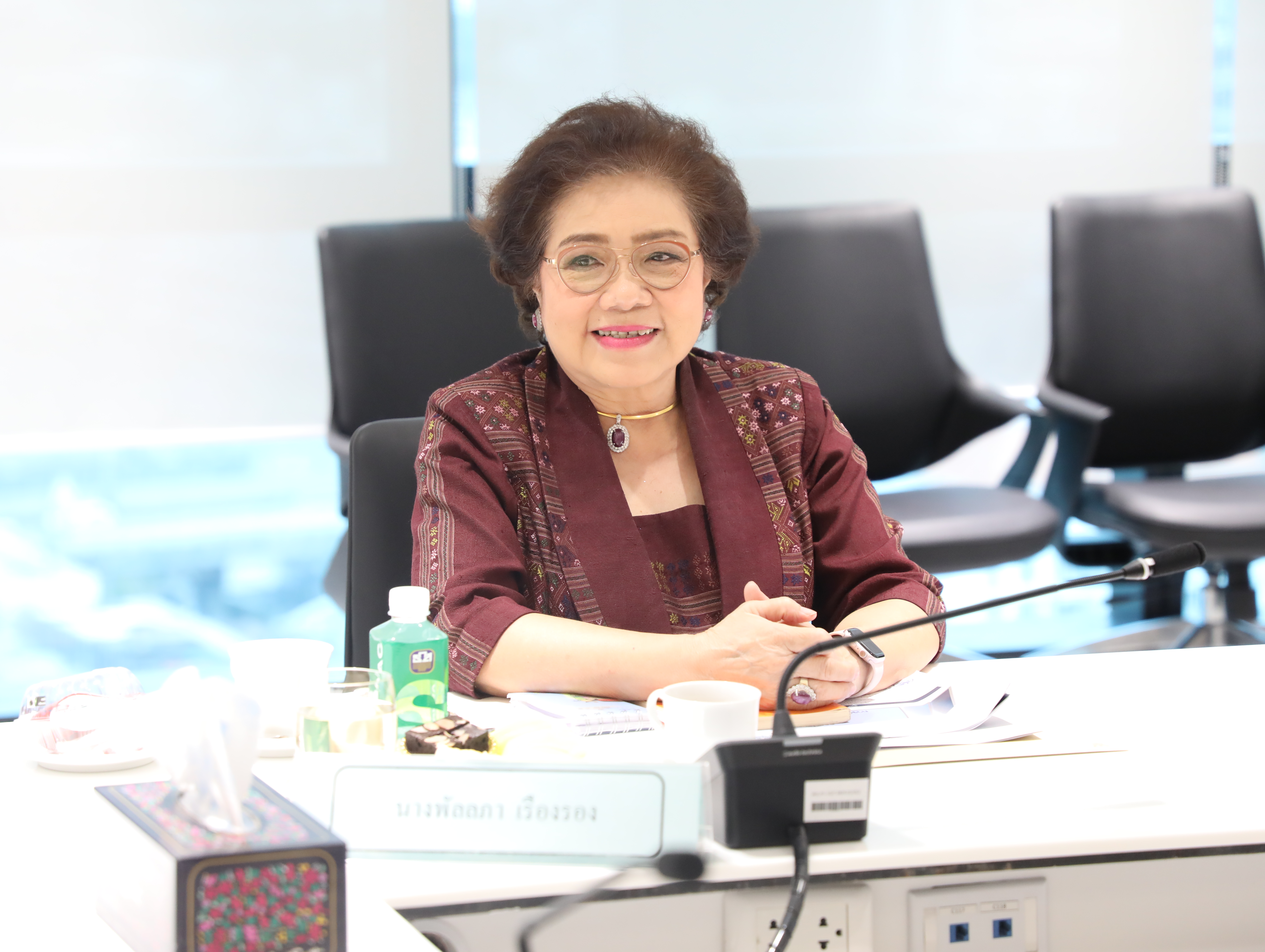 สำนักงานคณะกรรมการนโยบายรัฐวิสาหกิจ (สคร.) ได้จัดการประชุมคณะอนุกรรมการกำหนดหลักเกณฑ์การประเมินผลการดำเนินงานรัฐวิสาหกิจ