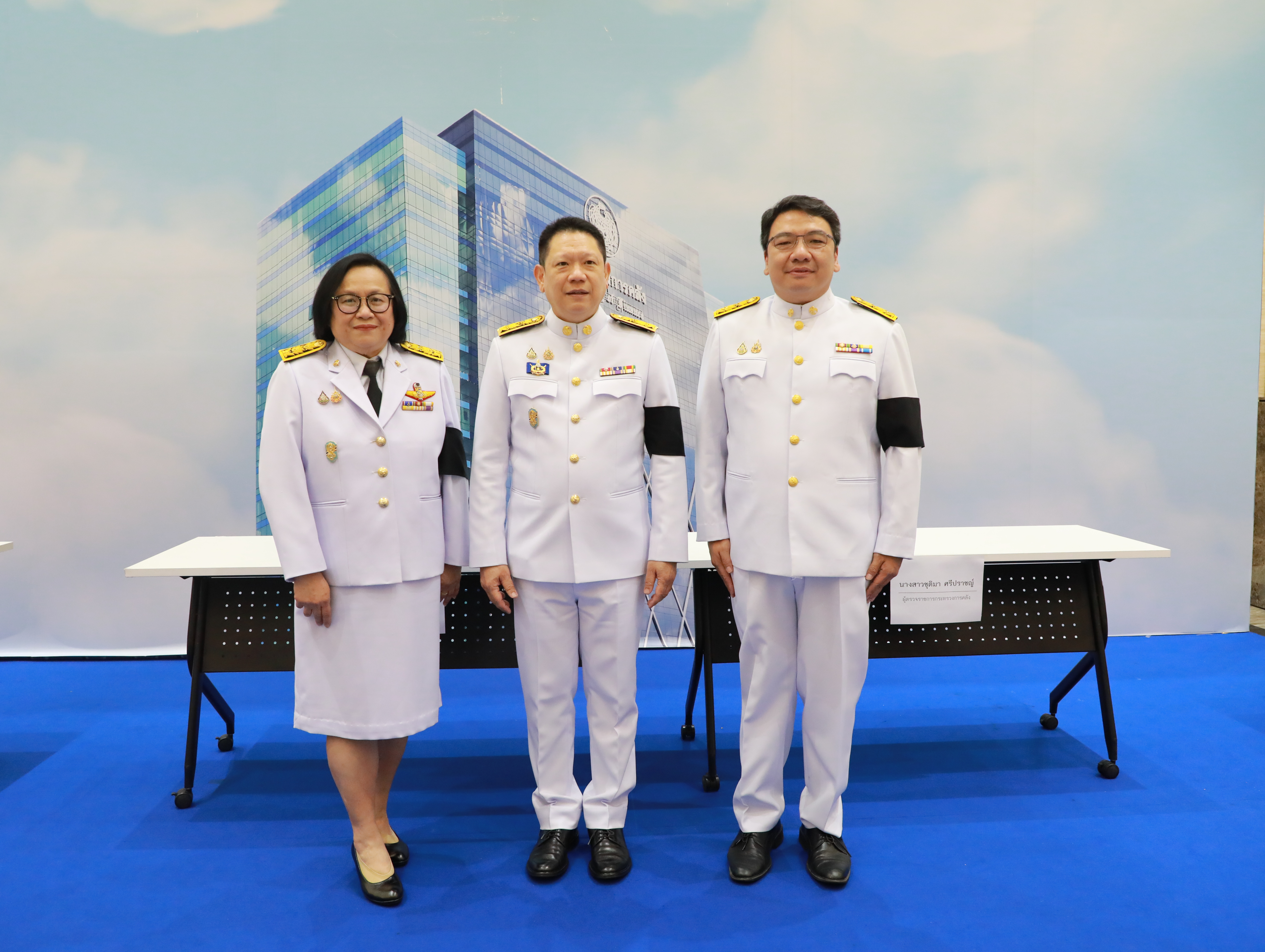 สำนักงานคณะกรรมการนโยบายรัฐวิสาหกิจ เข้าร่วมพิธีเจริญพระพุทธมนต์และทำบุญตักบาตร ถวายเป็นพระกุศลแด่สมเด็จพระอริยวงศาคตญาณ สมเด็จพระสังฆราช สกลมหาสังฆปริณายก เนื่องในโอกาสฉลองพระชนมายุ 99 พรรษา 26 มิถุนายน 2569