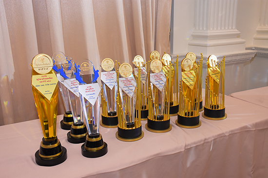 สคร. จัดงานมอบรางวัลรัฐวิสาหกิจดีเด่น ปี 2564 “ก้าวสู่ยุควิถีใหม่ด้วยพลังรัฐวิสาหกิจไทยอย่างยั่งยืน   Sustainable Moving Towards The Next Normal”