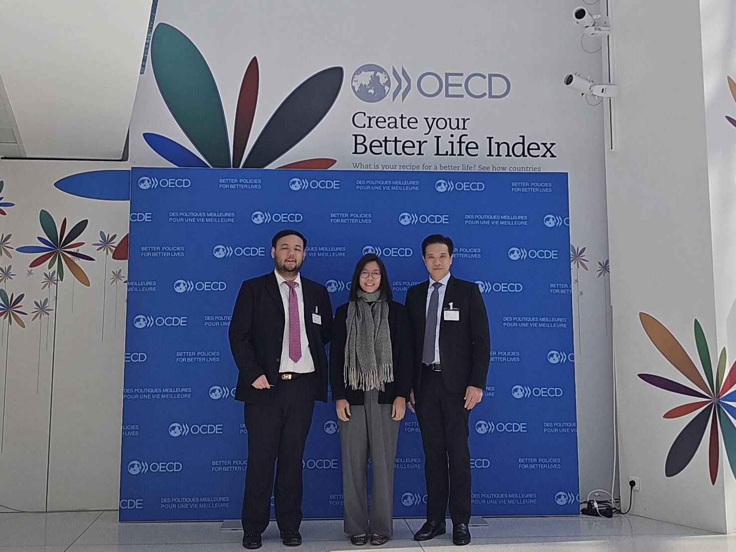 สำนักงานคณะกรรมการนโยบายรัฐวิสาหกิจและสำนักงานกำกับหลักทรัพย์และตลาดหลักทรัพย์ เข้าร่วมประชุม Corporate Government Committee (CGC) ภายใต้องค์การเพื่อความร่วมมือทางเศรษฐกิจและการพัฒนา (OECD) ครั้งที่ 49