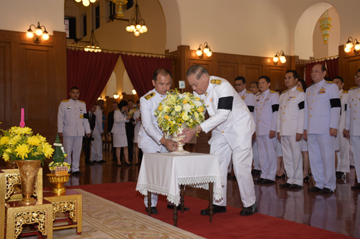 สคร. ลงนามถวายพระพรชัยมงคลสมเด็จพระเจ้าอยู่หัวมหาวชิราลงกรณ บดินทรเทพยวรางกูร