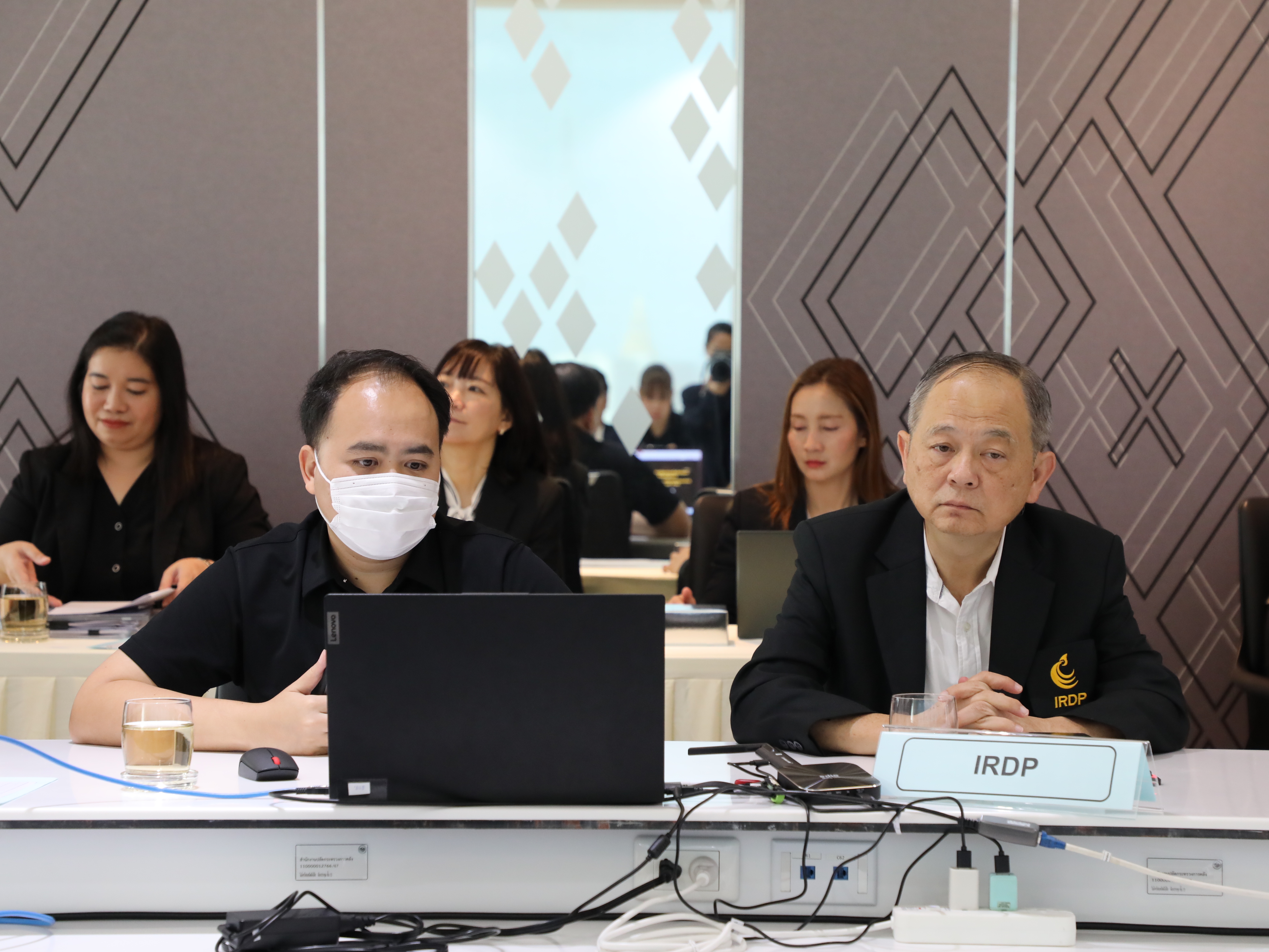 สำนักงานคณะกรรมการนโยบายรัฐวิสาหกิจ ได้จัดการประชุมเพื่อมอบนโยบายในการดำเนินการตามแนวทางในการกําหนดกลไกเพื่อขับเคลื่อนและส่งเสริมให้เกิดการพัฒนาผลการดําเนินงานในหัวข้อ Core Business Enablers ของรัฐวิสาหกิจ (โครงการคู่ความร่วมมือของรัฐวิสาหกิจ)