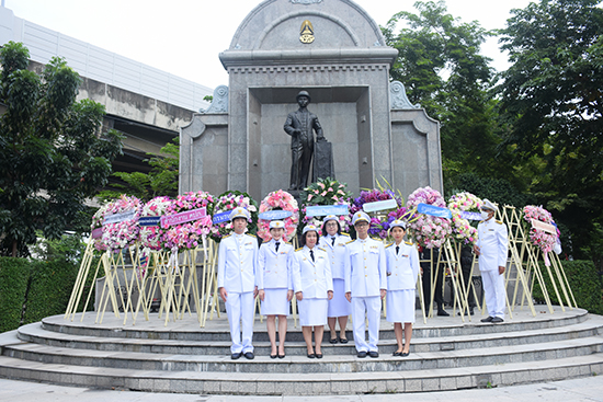 สคร. เข้าร่วมพิธีวางพวงมาลาถวายสักการะพระบรมราชานุสาวรีย์รัชกาลที่ 5 เนื่องในวันปิยมหาราช