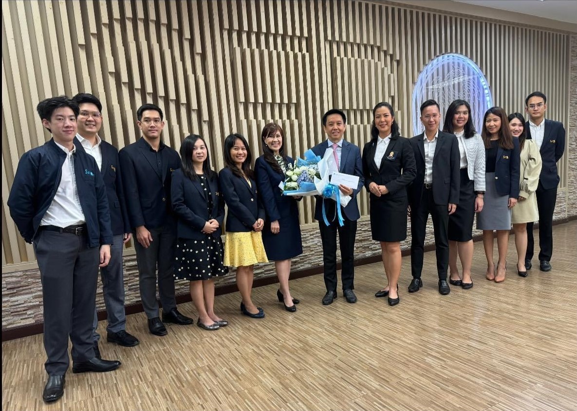 ผู้อำนวยการ สคร. ได้รับรางวัลเชิดชูเกียรติเป็นนิสิตเก่าที่มีความโดดเด่น “บัญชีจุฬาฯ ดีเด่น” ปี 2566